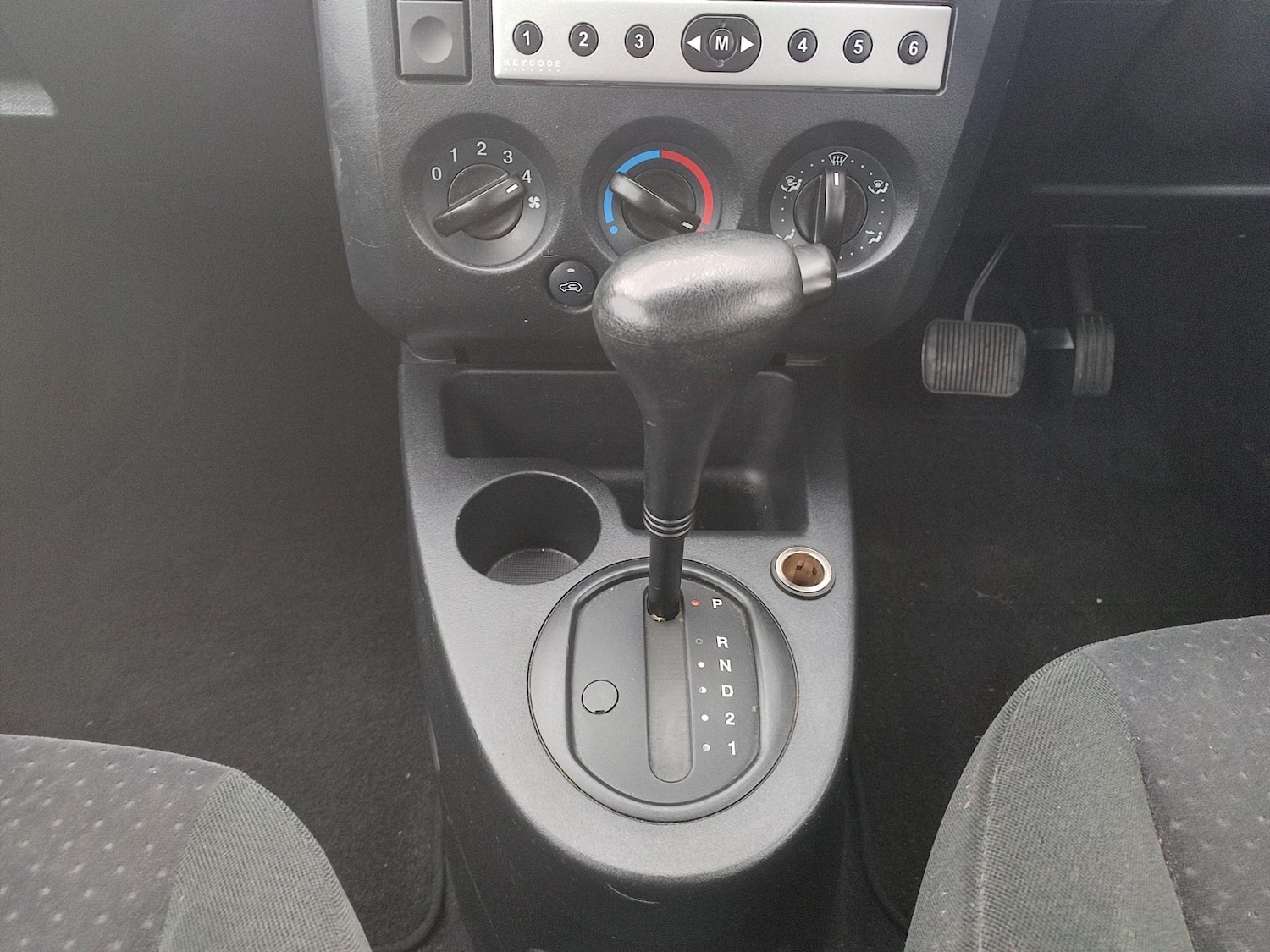 Used Ford Fiesta 2005 for sale - 77083969: Photo 24