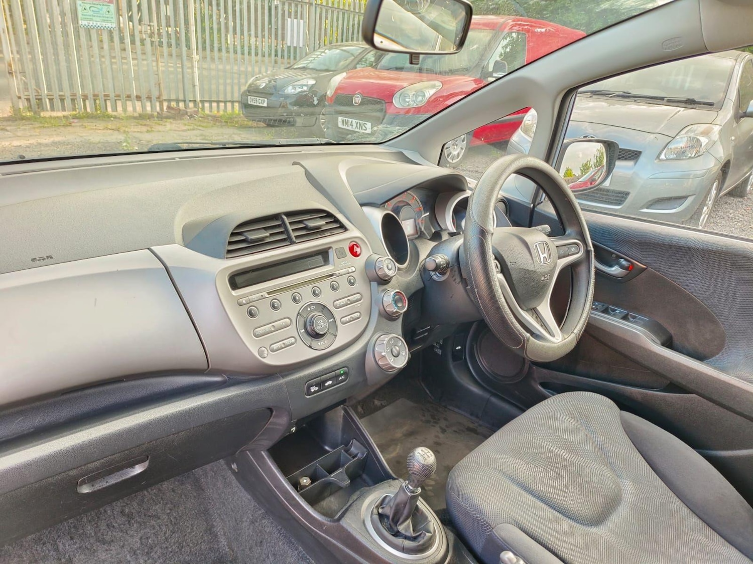 Used Honda Jazz 2009 for sale - 76658102: Photo 29