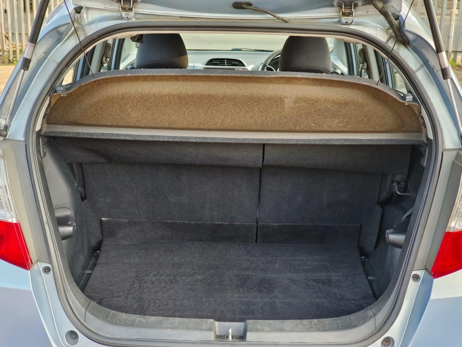 Used Honda Jazz 2009 for sale - 76658102: Photo 37