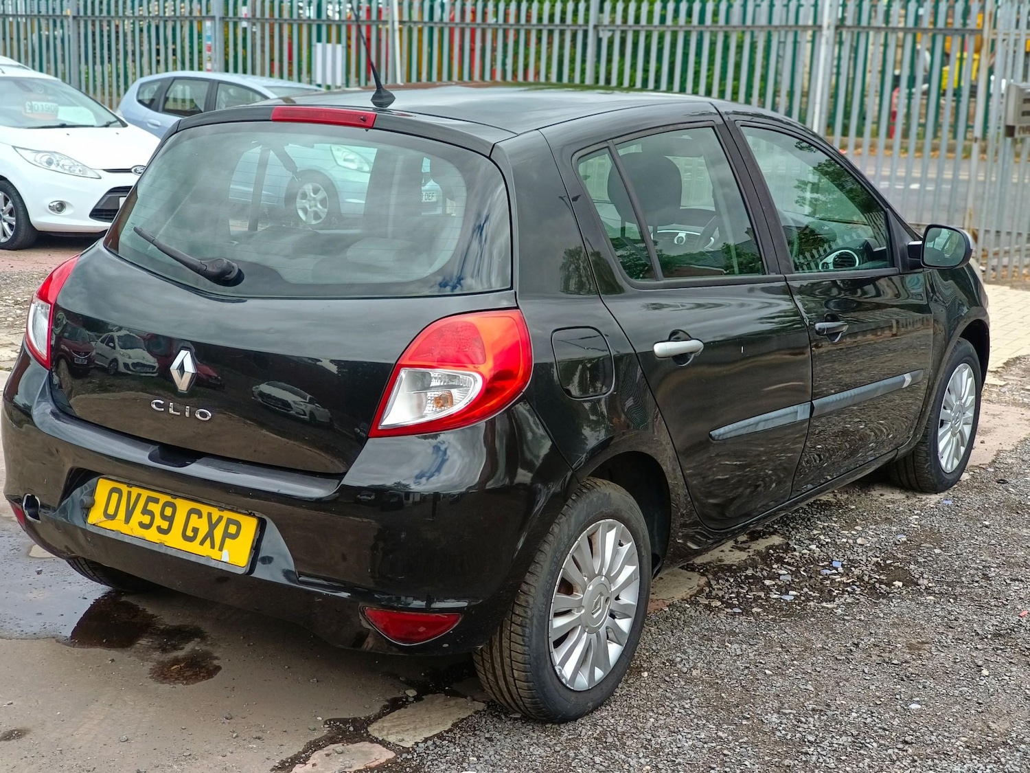 Used Renault Clio 2009 for sale - 76659342: Photo 17