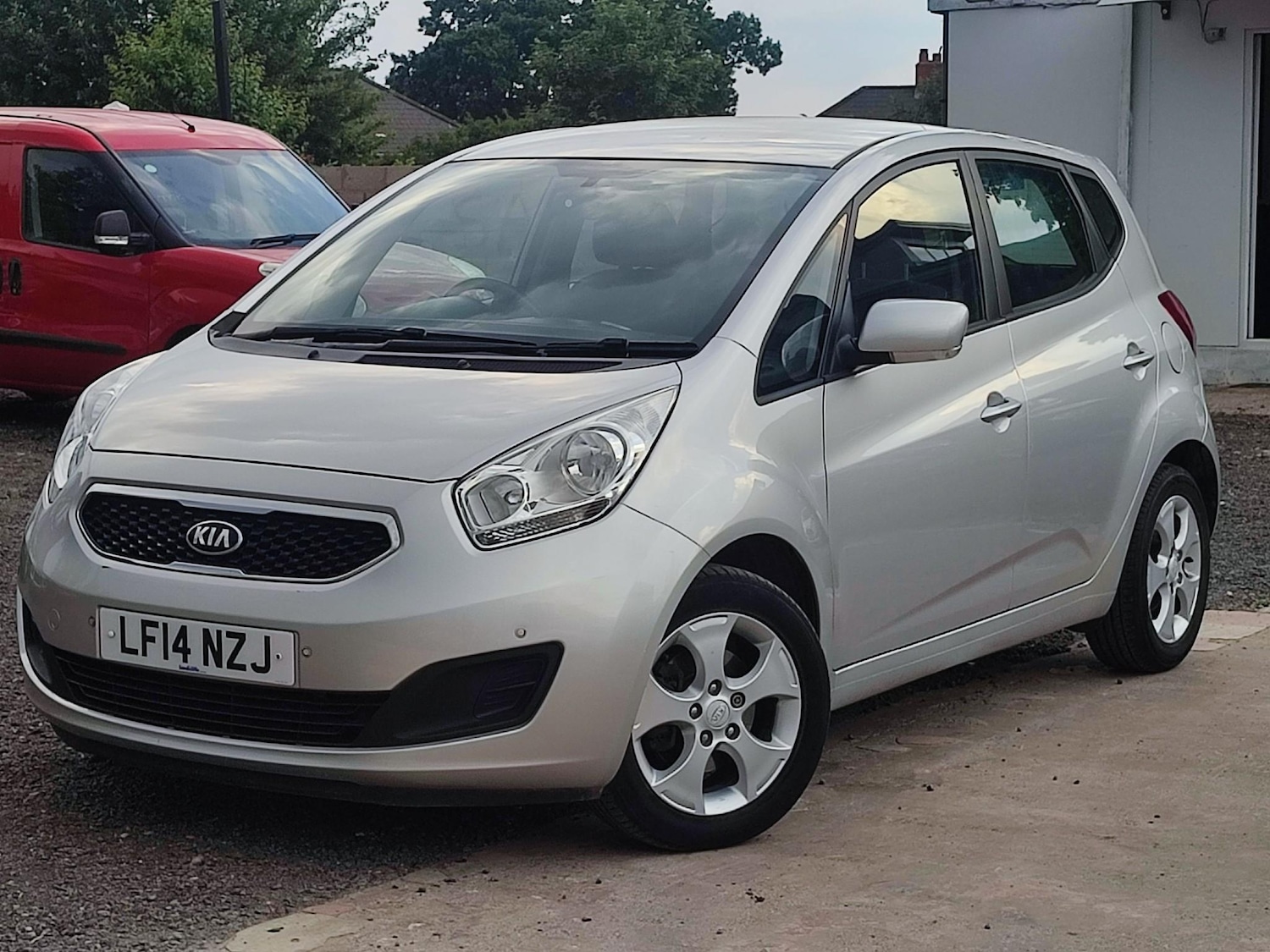 Used Kia Venga 2014 for sale - 76899730: Photo 11