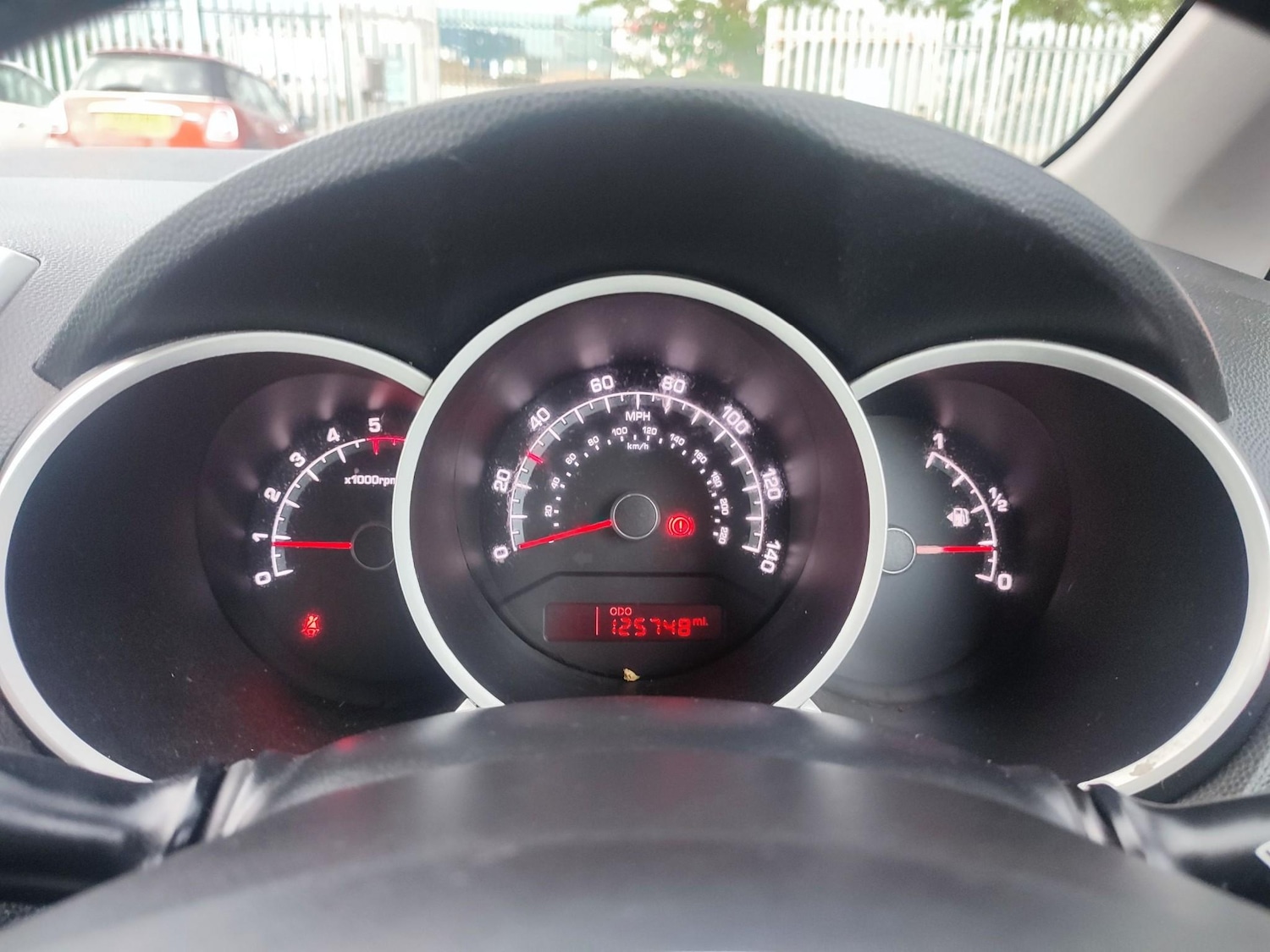 Used Kia Venga 2014 for sale - 76899730: Photo 27