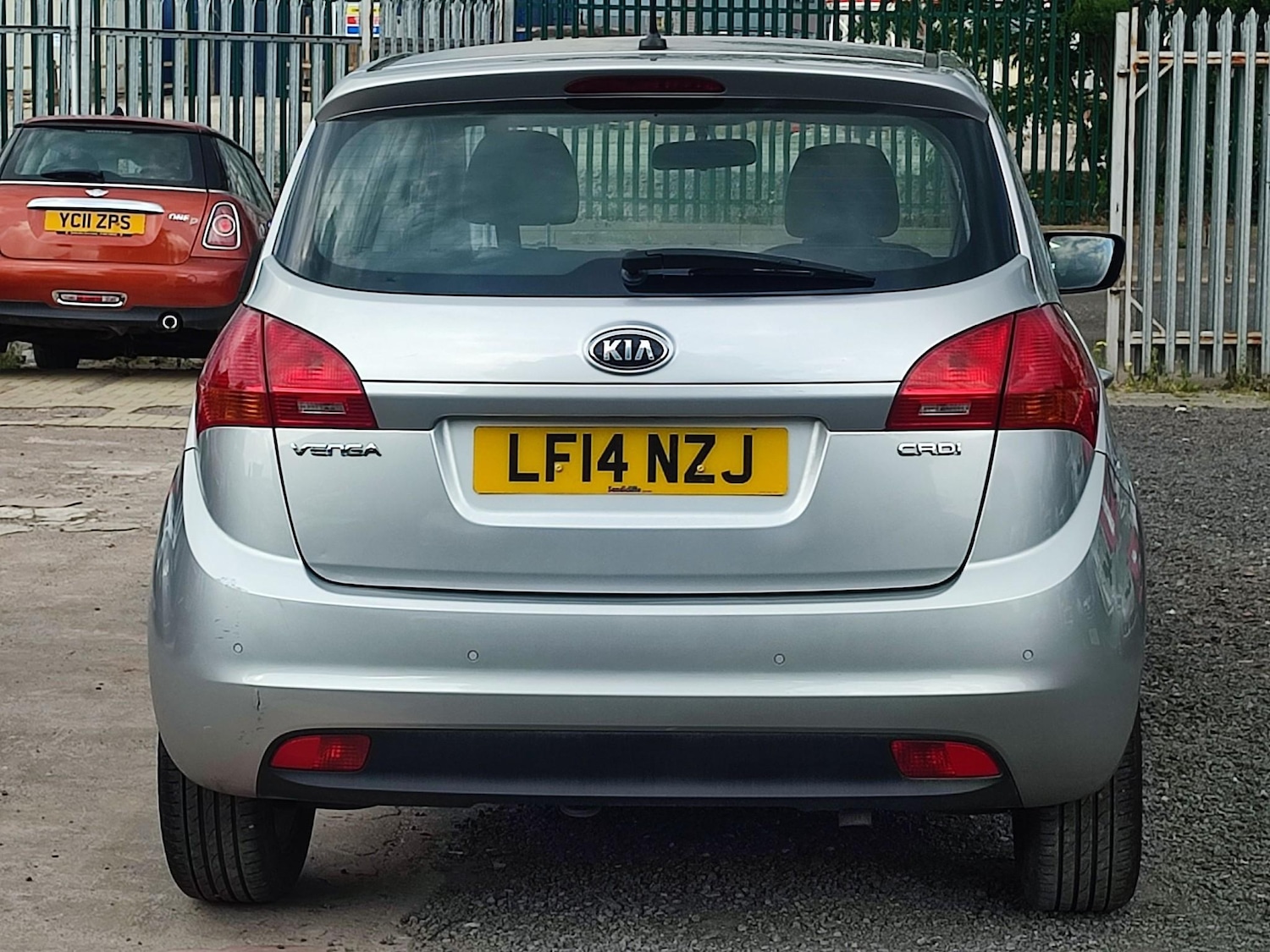 Used Kia Venga 2014 for sale - 76899730: Photo 5