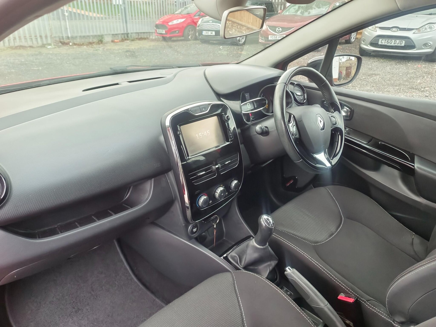 Used Renault Clio 2014 for sale - 76658174: Photo 20