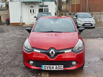 Used Renault Clio 2014 for sale - 76658174: Photo