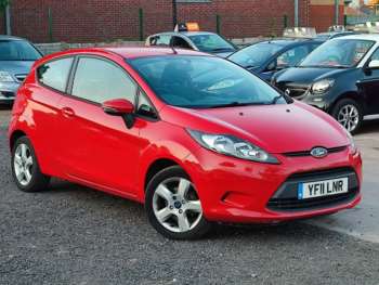 Ford Fiesta 2011-2013 AT On Road Price (Petrol), Features & Specs, Images