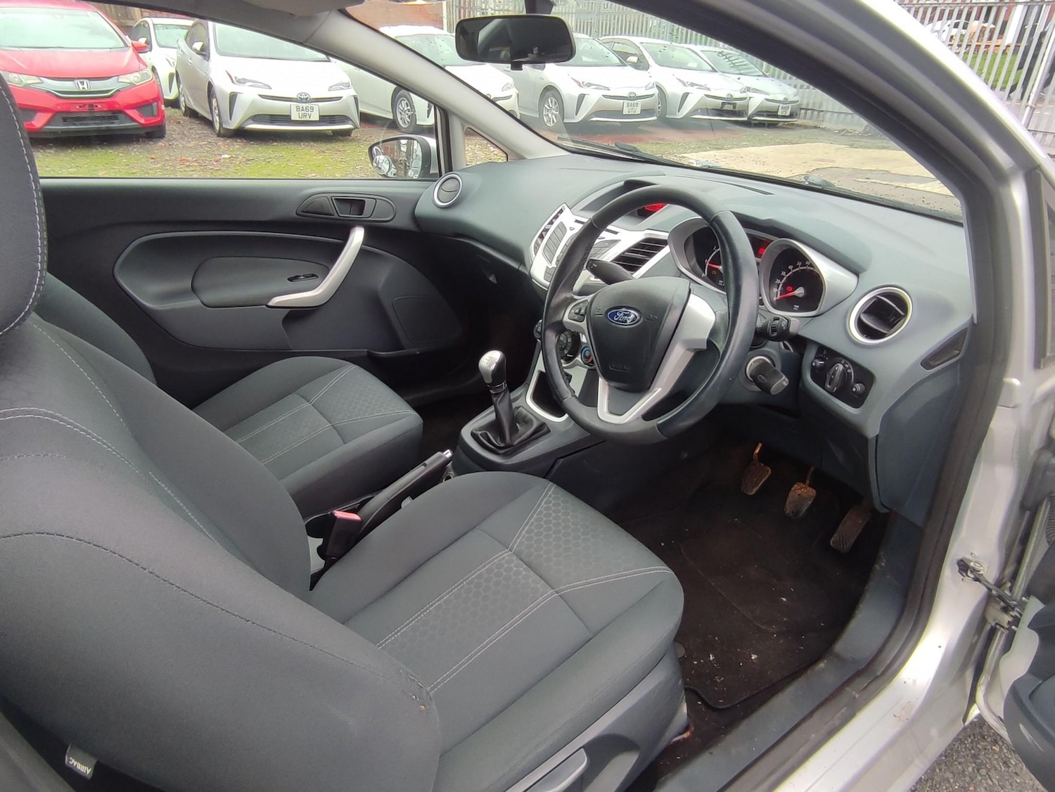 Used Ford Fiesta 2010 for sale - 76899733: Photo 16