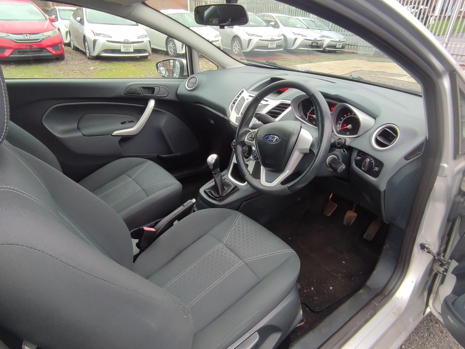 Used Ford Fiesta 2010 for sale - 76899733: Photo 17