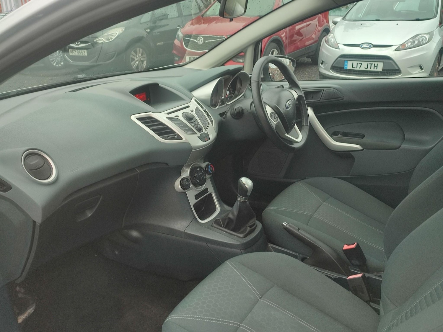 Used Ford Fiesta 2010 for sale - 76899733: Photo 20