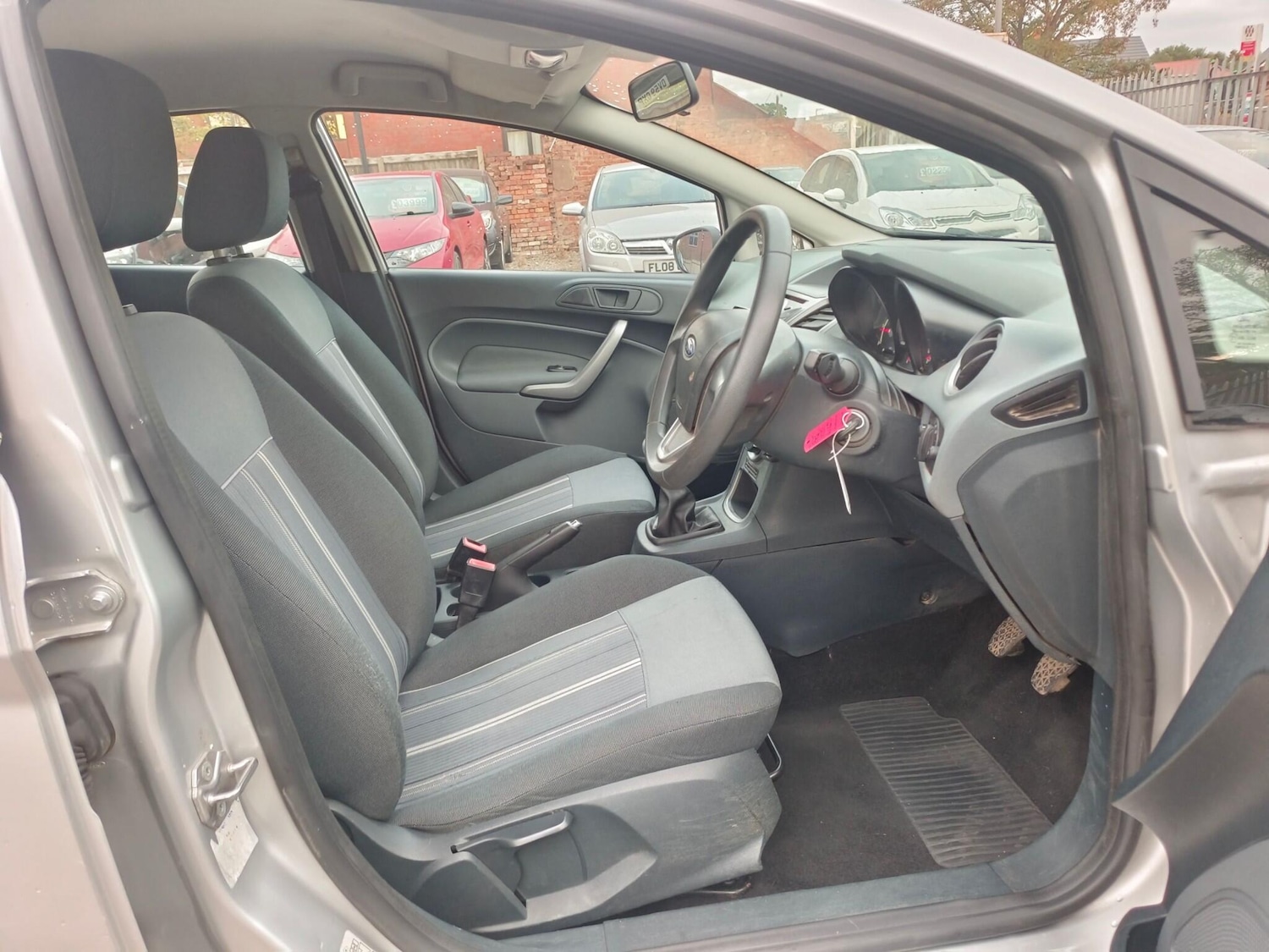 Used Ford Fiesta 2009 for sale - 76657587: Photo 26