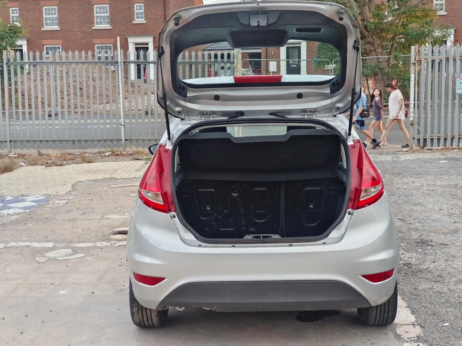 Used Ford Fiesta 2009 for sale - 76657587: Photo 32