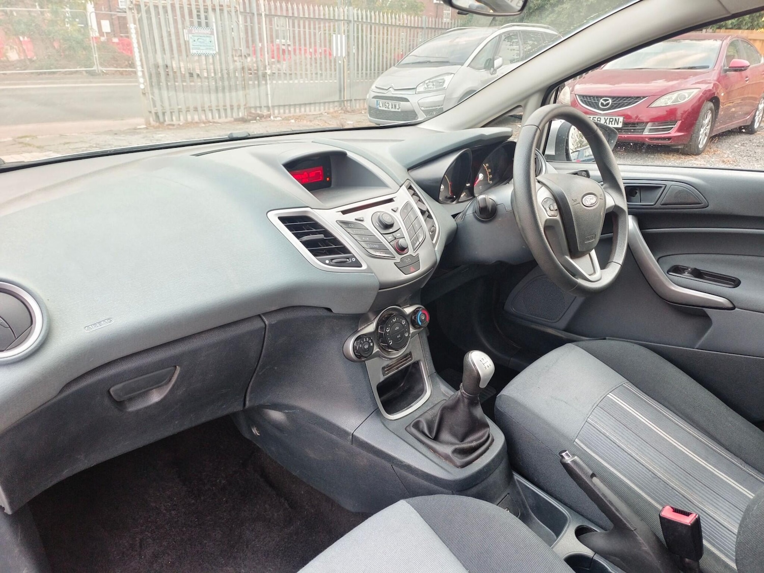 Used Ford Fiesta 2009 for sale - 76657587: Photo 40