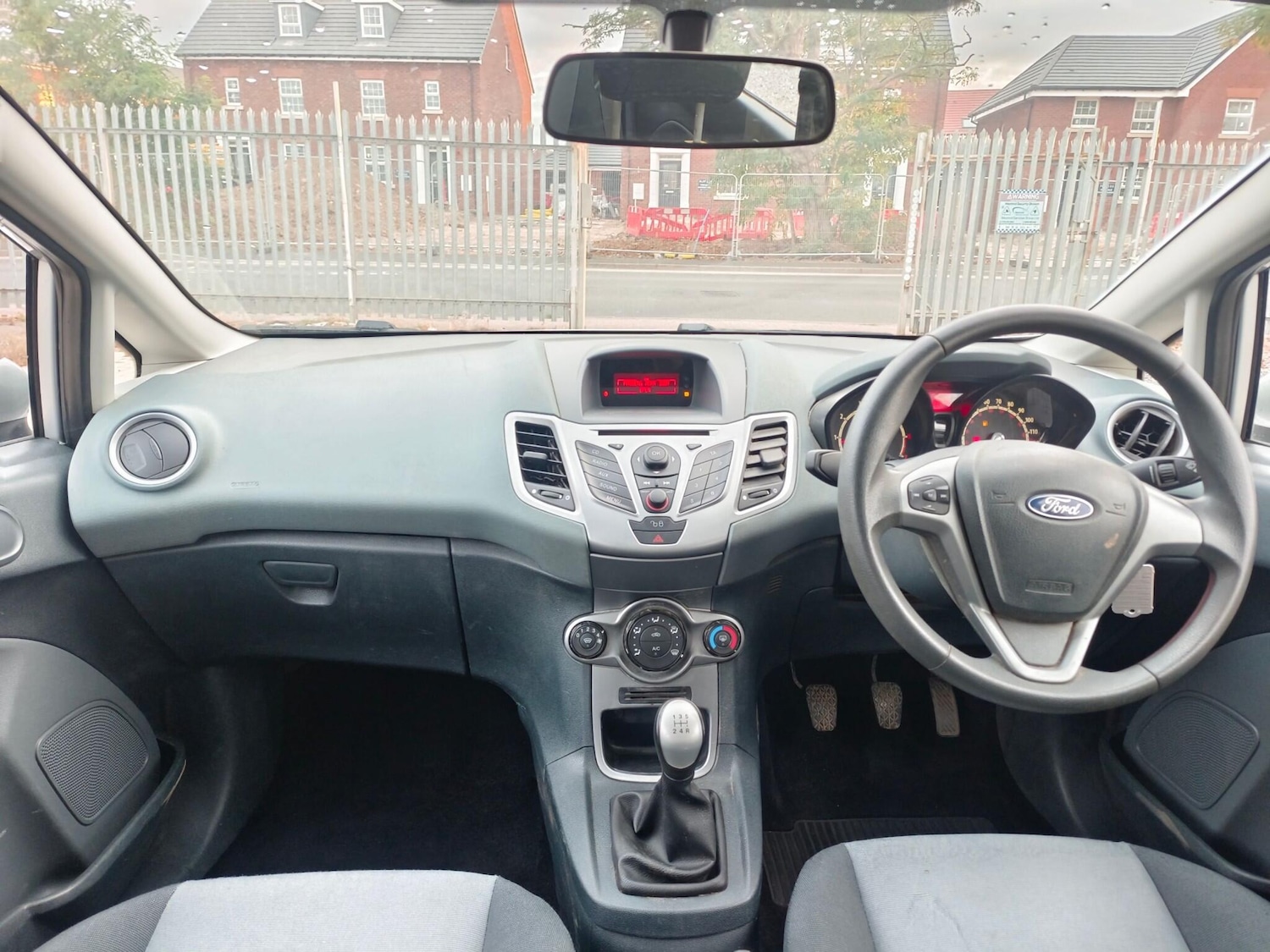 Used Ford Fiesta 2009 for sale - 76657587: Photo 42