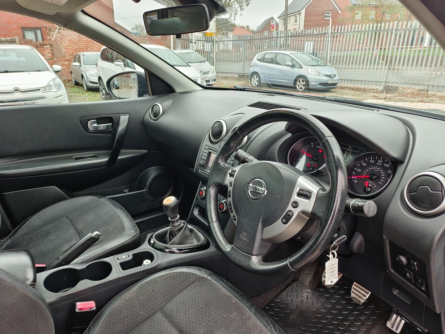 Used Nissan Qashqai 2013 for sale - 76658289: Photo 15