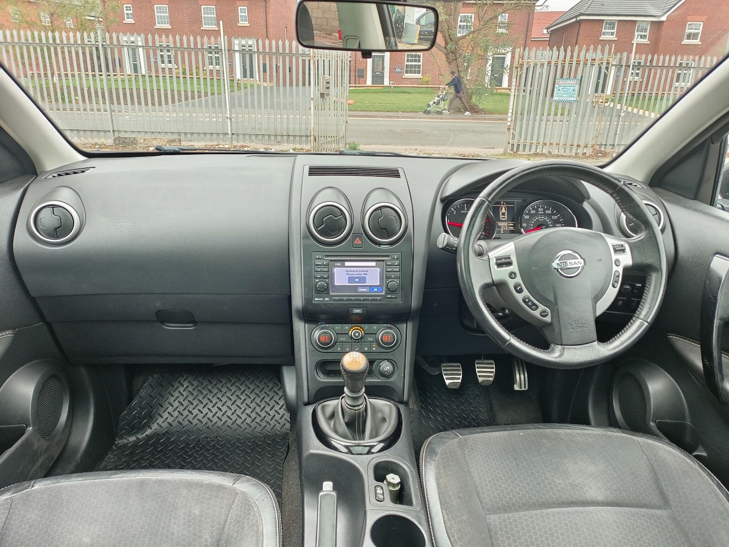 Used Nissan Qashqai 2013 for sale - 76658289: Photo 21