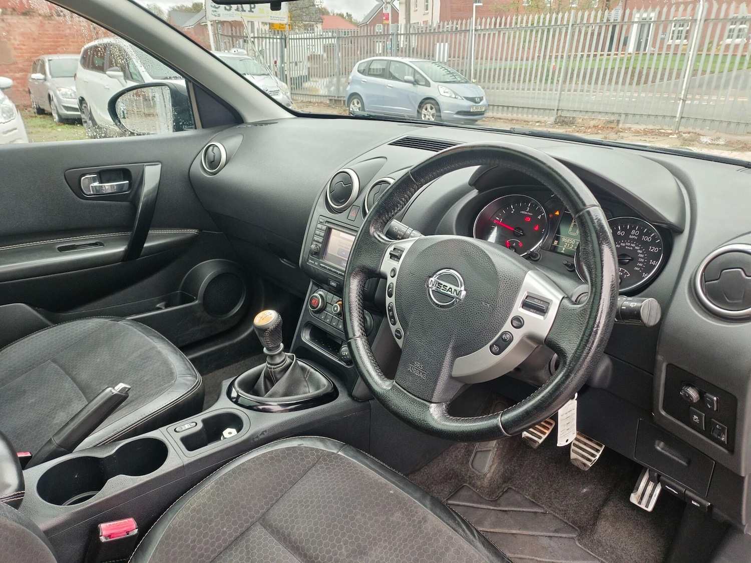 Used Nissan Qashqai 2013 for sale - 76658289: Photo 8