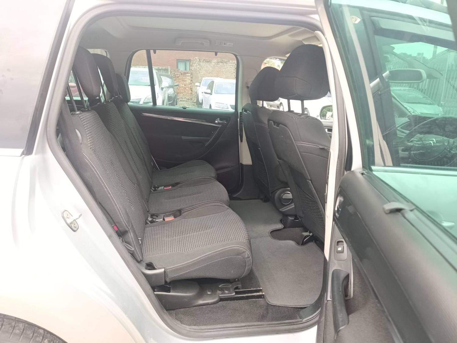 Used Citroen C4 Grand Picasso 2012 for sale - 76899736: Photo 23