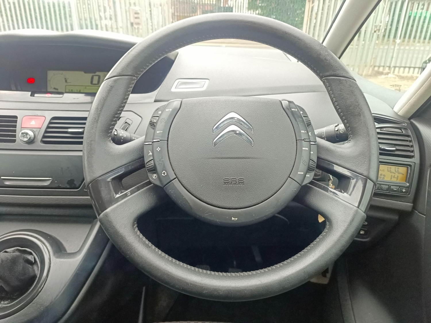 Used Citroen C4 Grand Picasso 2012 for sale - 76899736: Photo 37