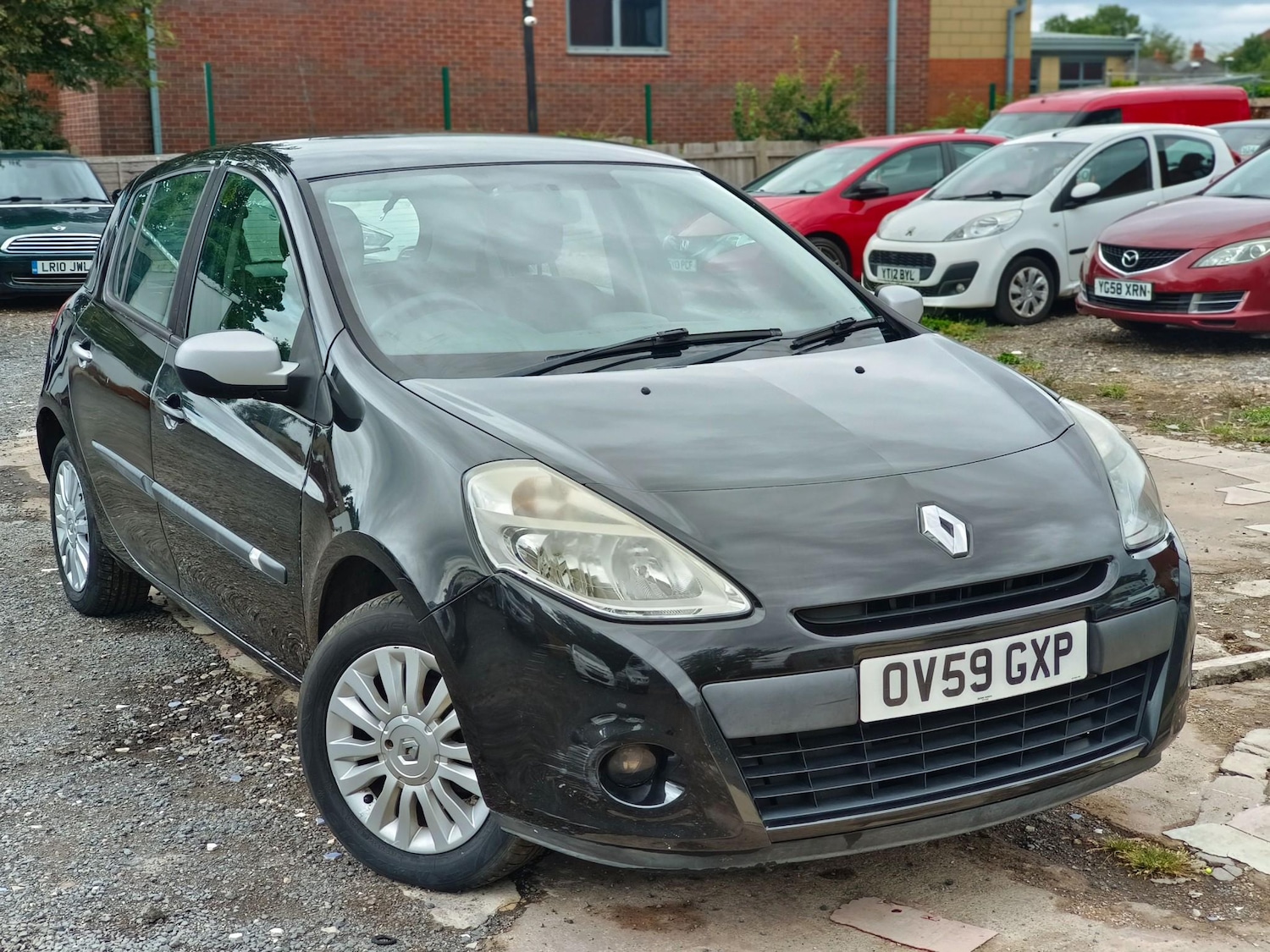 Used Renault Clio 2009 for sale - 76899731: Photo 1