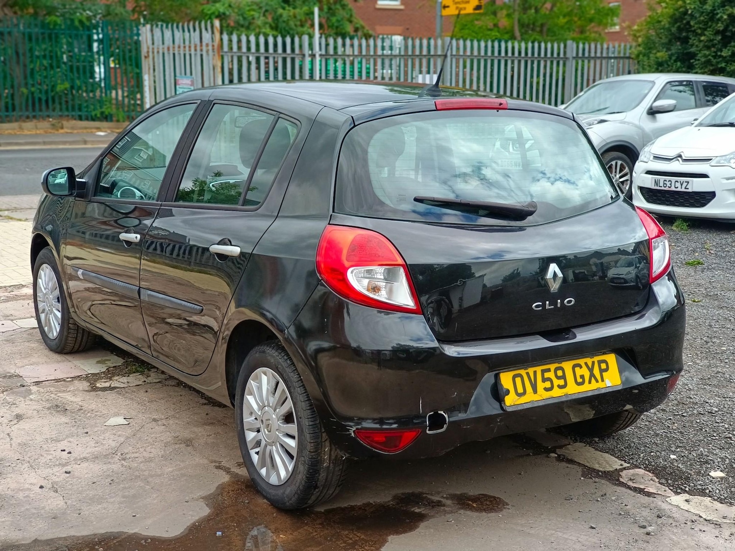 Used Renault Clio 2009 for sale - 76899731: Photo 11