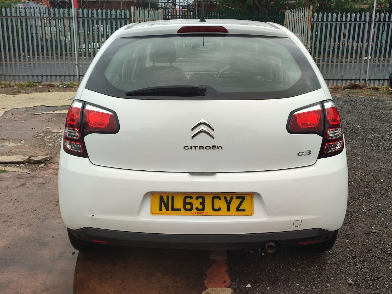 Used Citroen C3 2013 for sale - 76899737: Photo 9