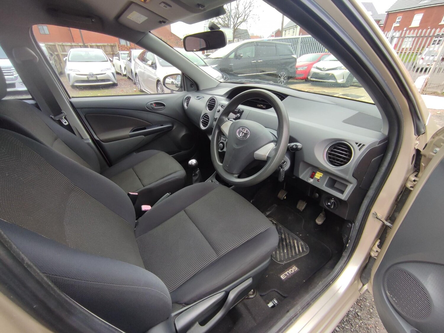 Used Toyota Etios 2023 for sale - 77394026: Photo 27