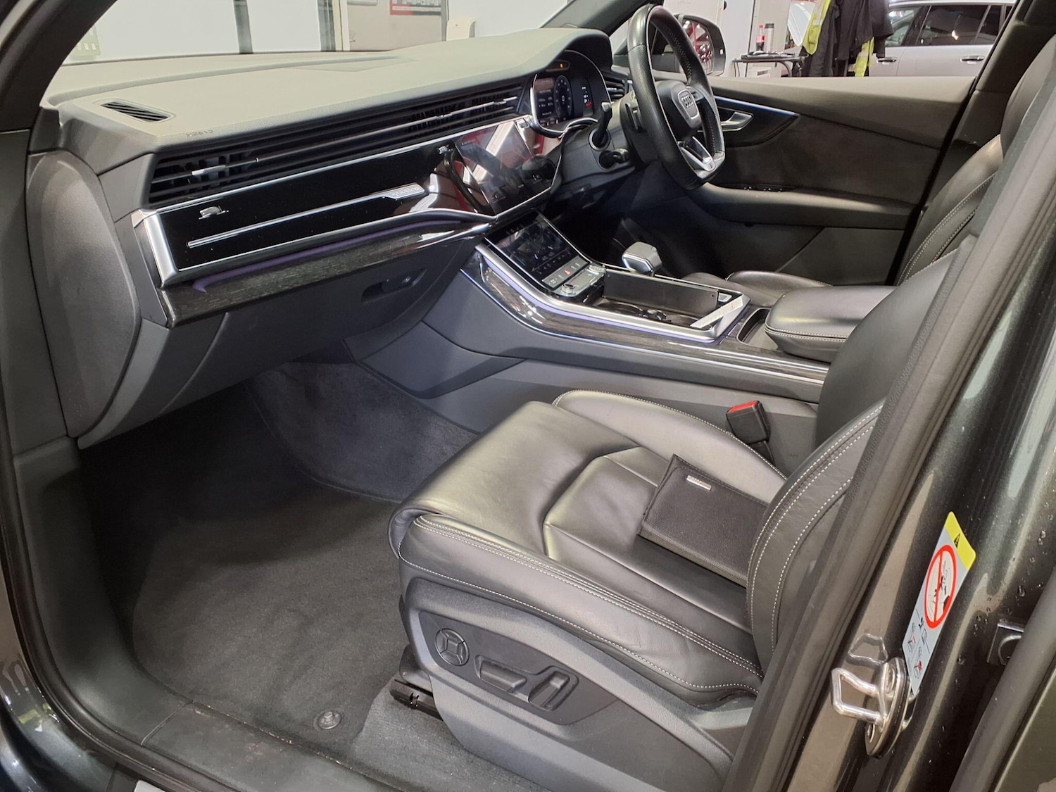 Used Audi Q7 2020 for sale - 76159129: Photo 28