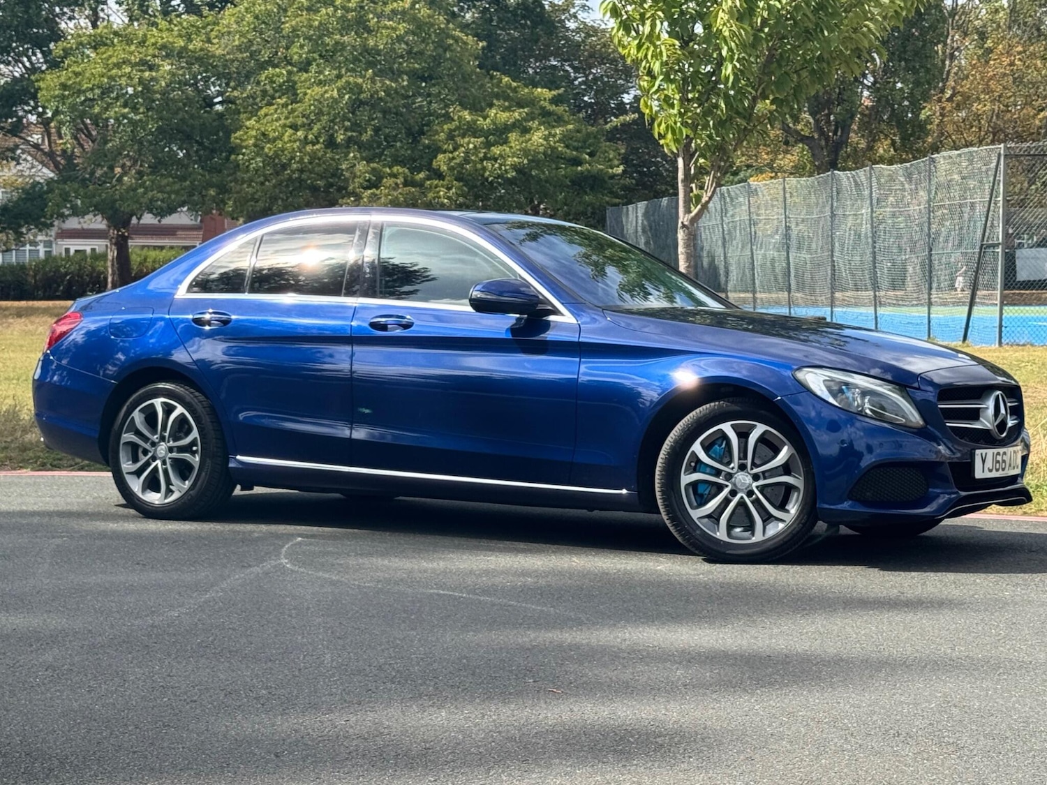 Used Mercedes-Benz C-Class 2017 for sale - 76151239: Photo 4