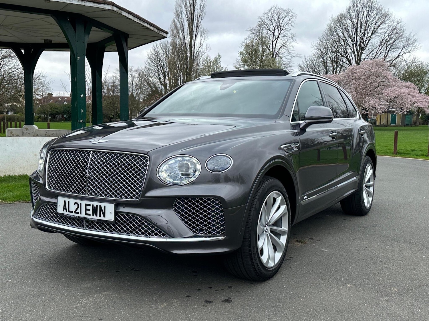 Used Bentley Bentayga 2021 for sale - 76094735: Photo 12