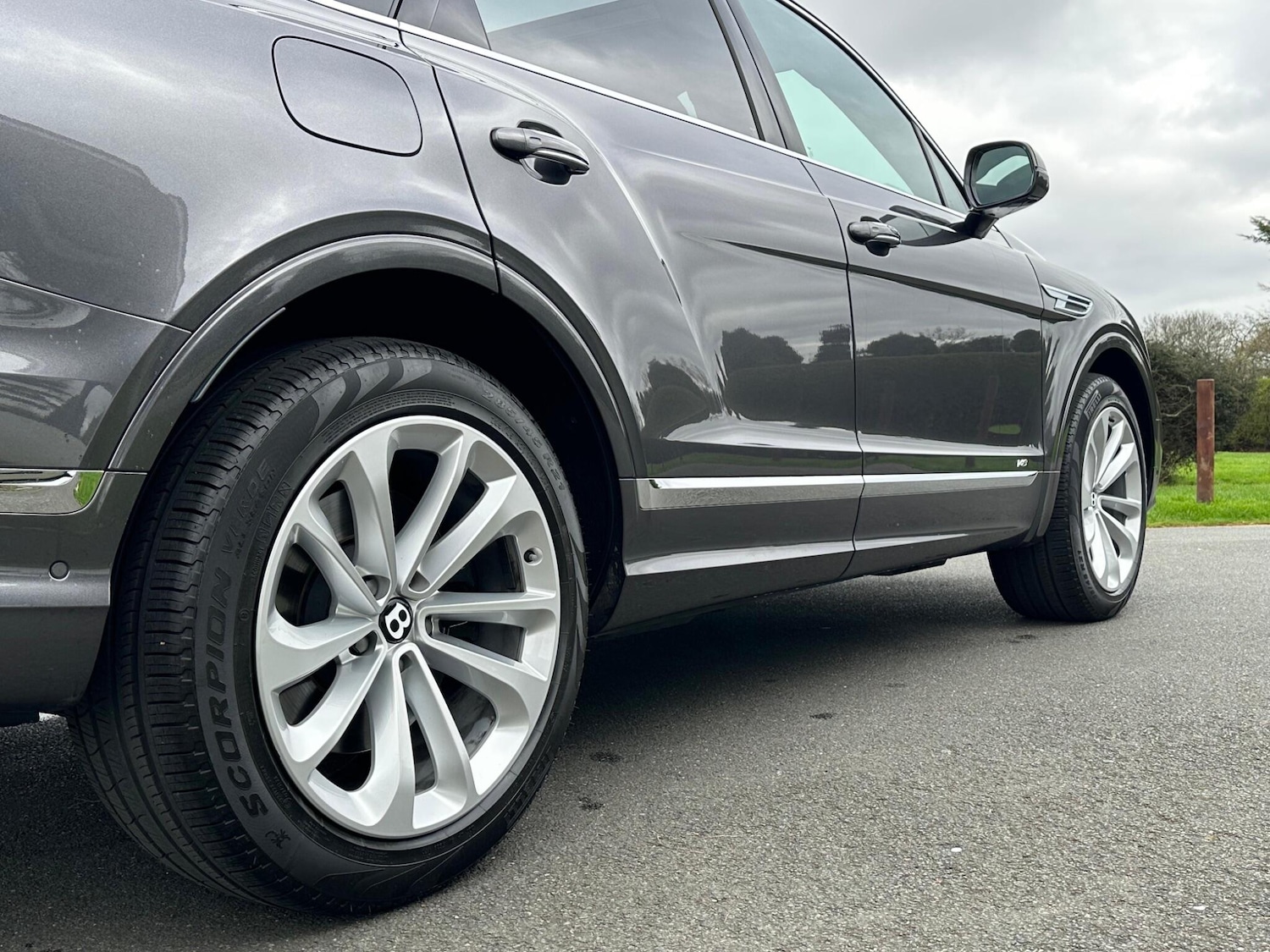 Used Bentley Bentayga 2021 for sale - 76094735: Photo 20