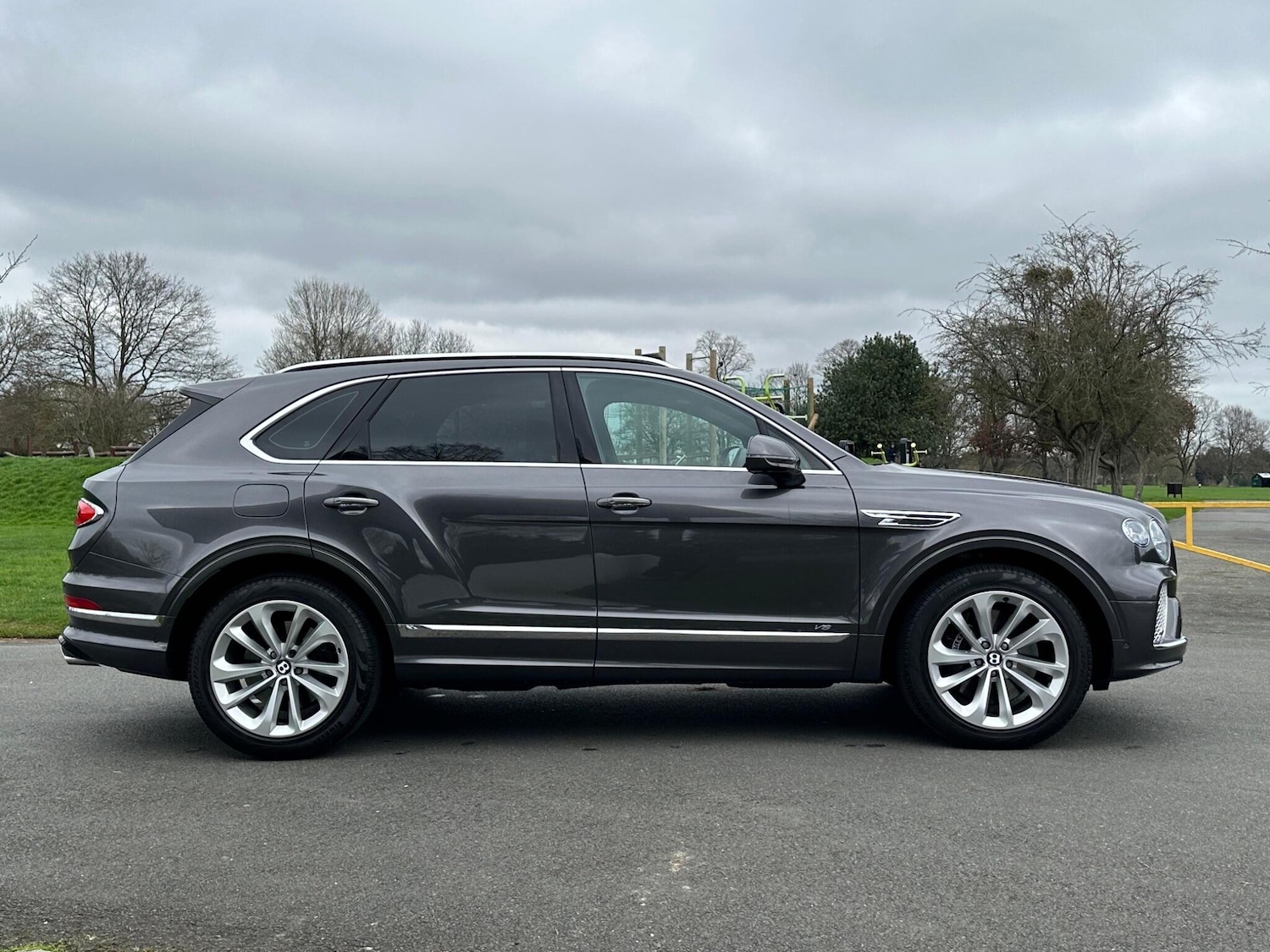 Used Bentley Bentayga 2021 for sale - 76094735: Photo 27