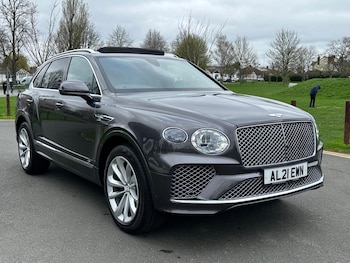 Used Bentley Bentayga 2021 for sale - 76094735: Photo