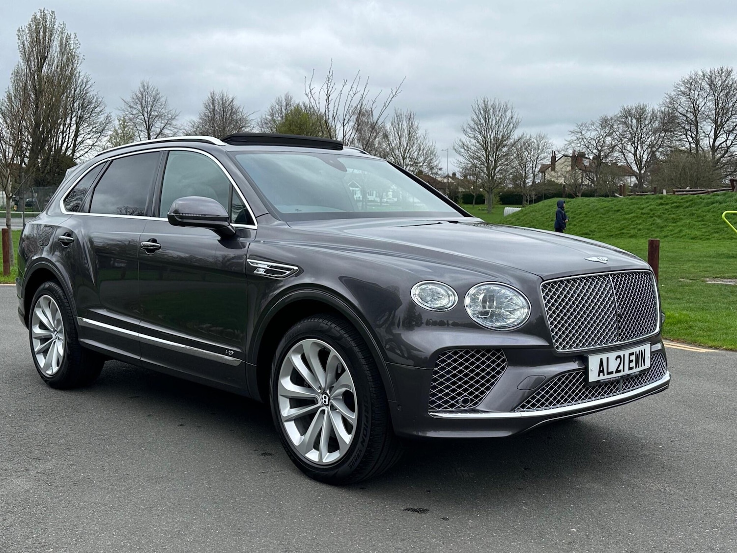 Used Bentley Bentayga 2021 for sale - 76094735: Photo 3