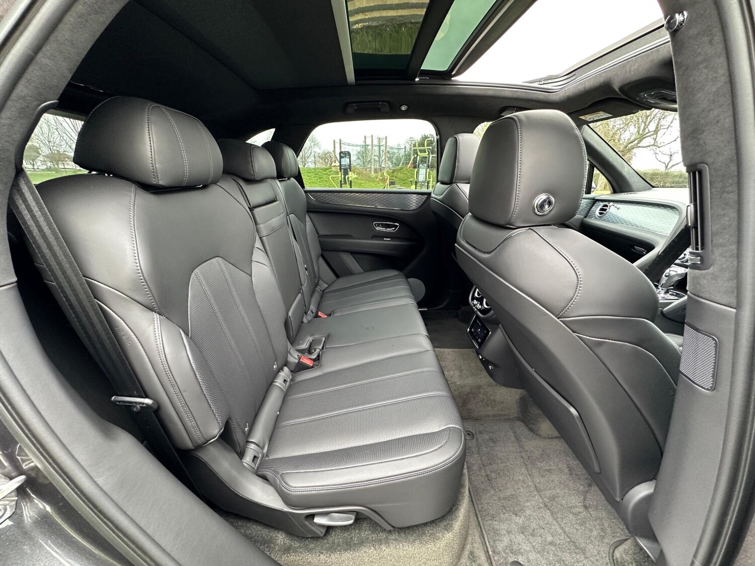 Used Bentley Bentayga 2021 for sale - 76094735: Photo 34