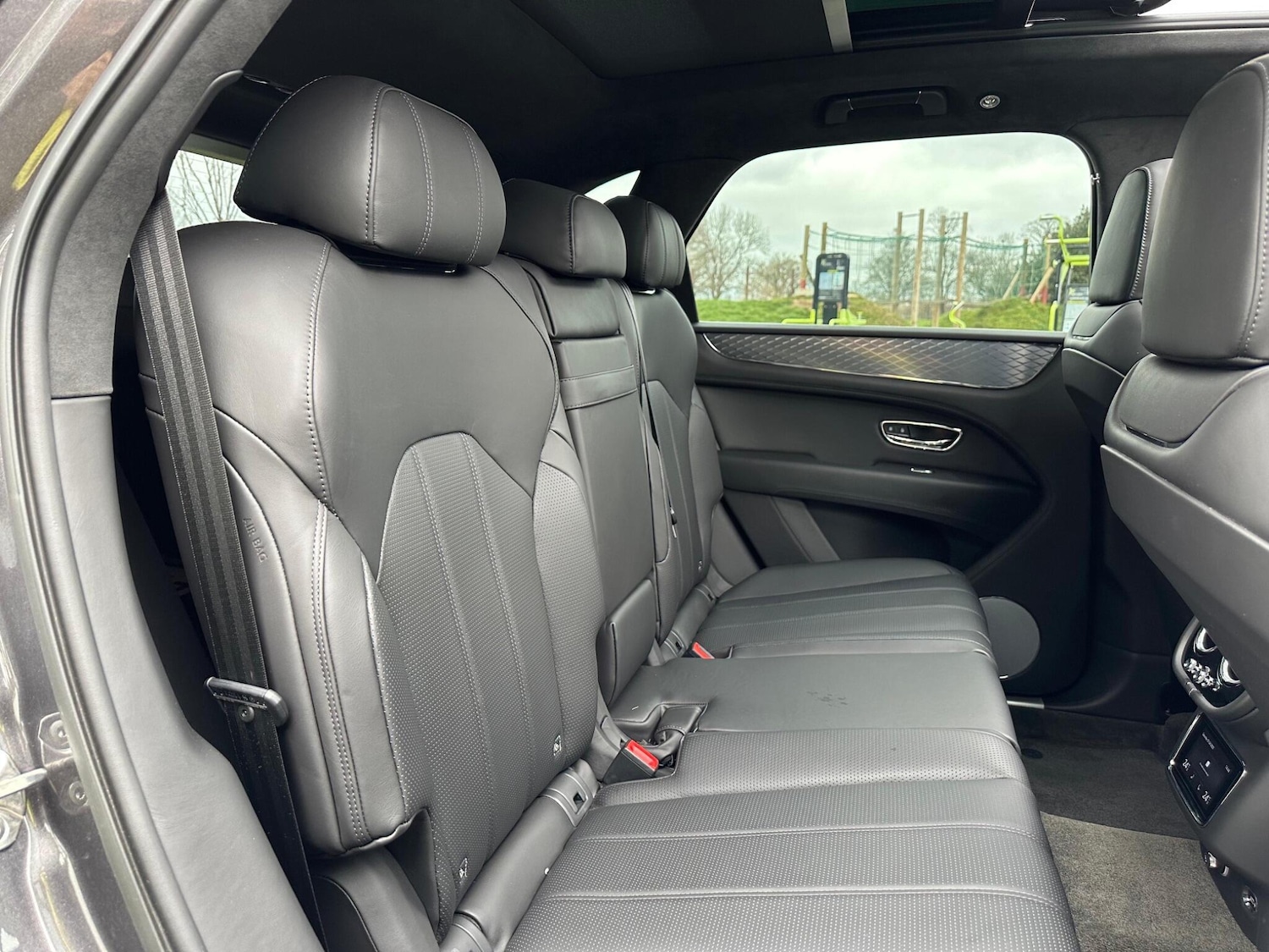 Used Bentley Bentayga 2021 for sale - 76094735: Photo 35