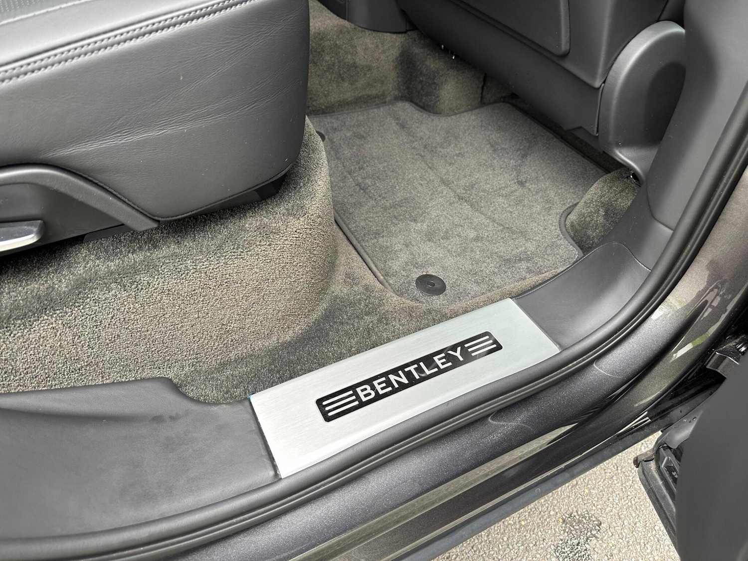 Used Bentley Bentayga 2021 for sale - 76094735: Photo 39