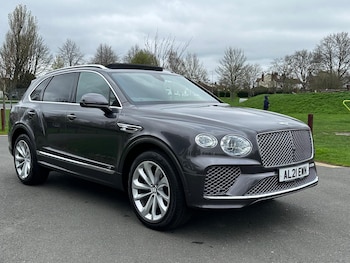 Used Bentley Bentayga 2021 for sale - 76094735: Photo