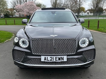 Used Bentley Bentayga 2021 for sale - 76094735: Photo