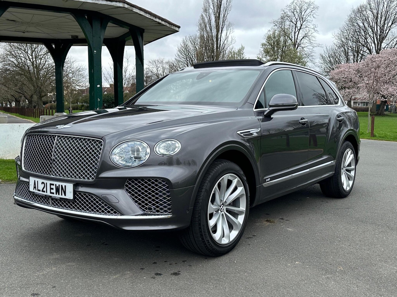 Used Bentley Bentayga 2021 for sale - 76094735: Photo 9