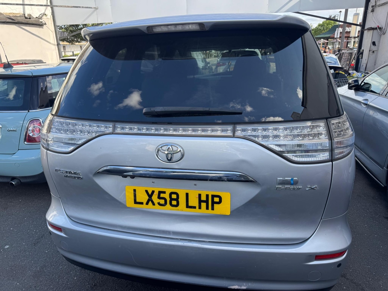 Used Toyota Estima 2020 for sale - 76306486: Photo 3