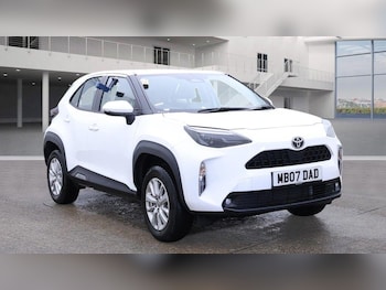 Used Toyota Yaris Cross 2024 for sale - 76042416: Photo