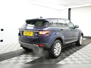 Used Land Rover Range Rover Evoque 2017 for sale - 76042412: Photo