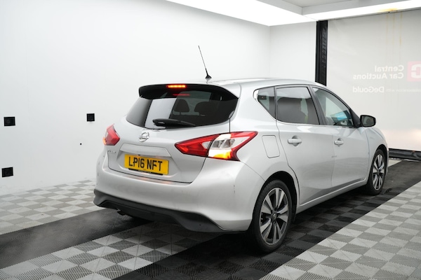 Used Nissan Pulsar 2016 for sale - 76306928: Photo 2