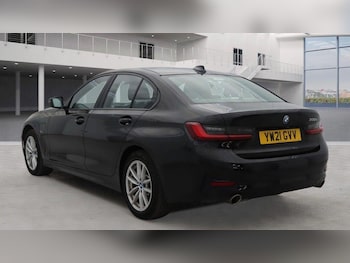 Used BMW 3 Series 2021 for sale - 76307070: Photo
