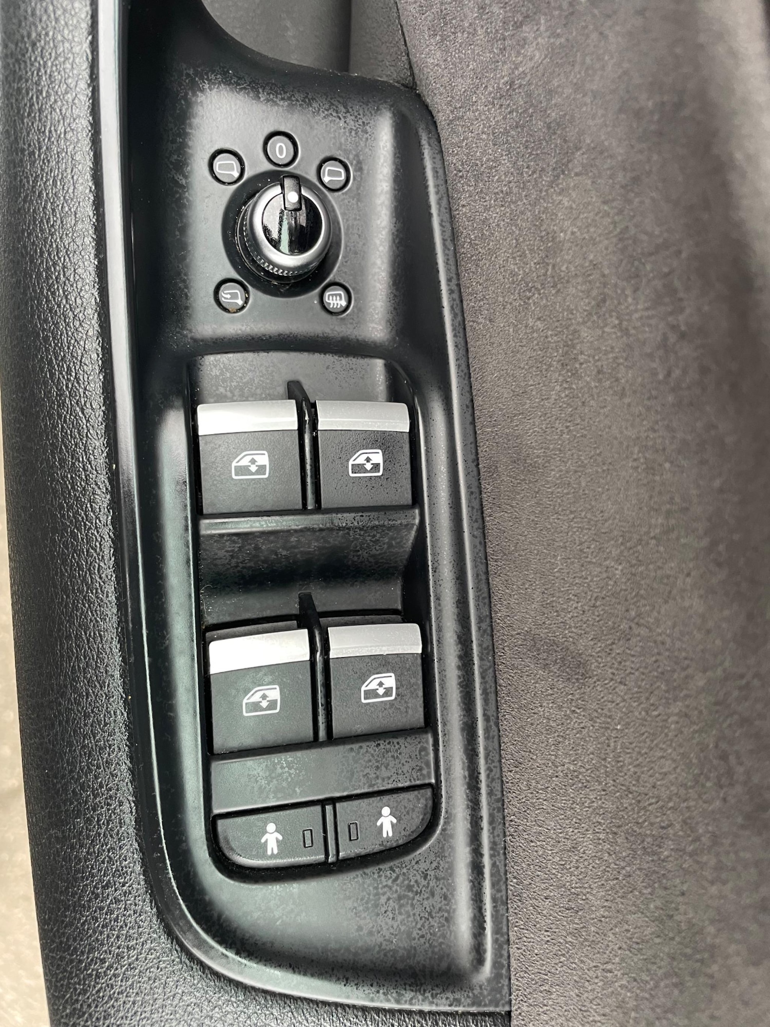 Vehicle 34