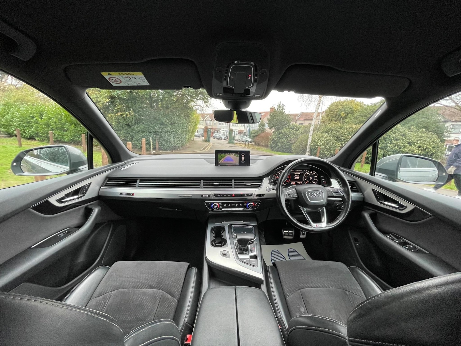 Vehicle 44