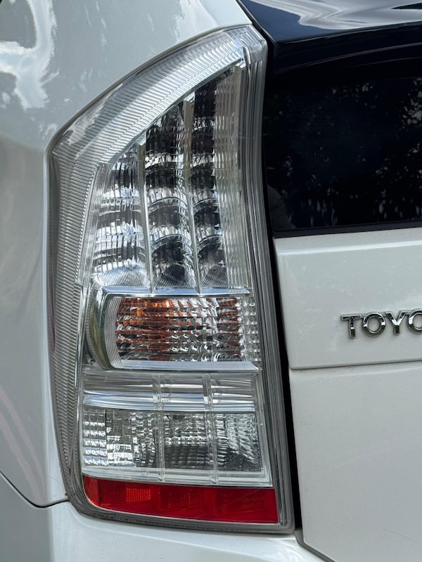 Used Toyota Prius 2010 for sale - 76201090: Photo 24
