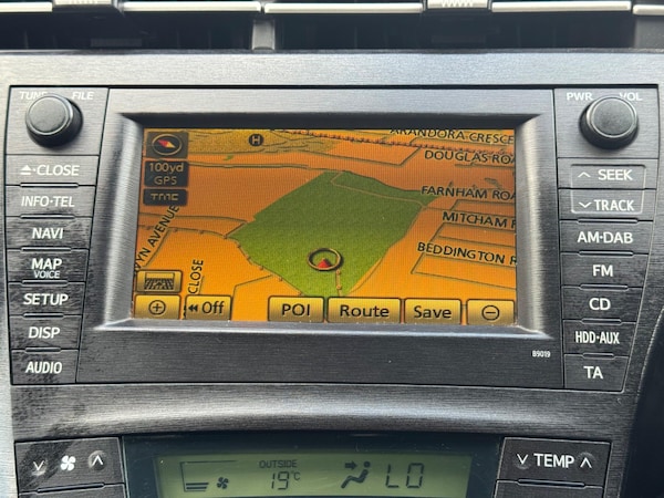 Used Toyota Prius 2010 for sale - 76201090: Photo 47