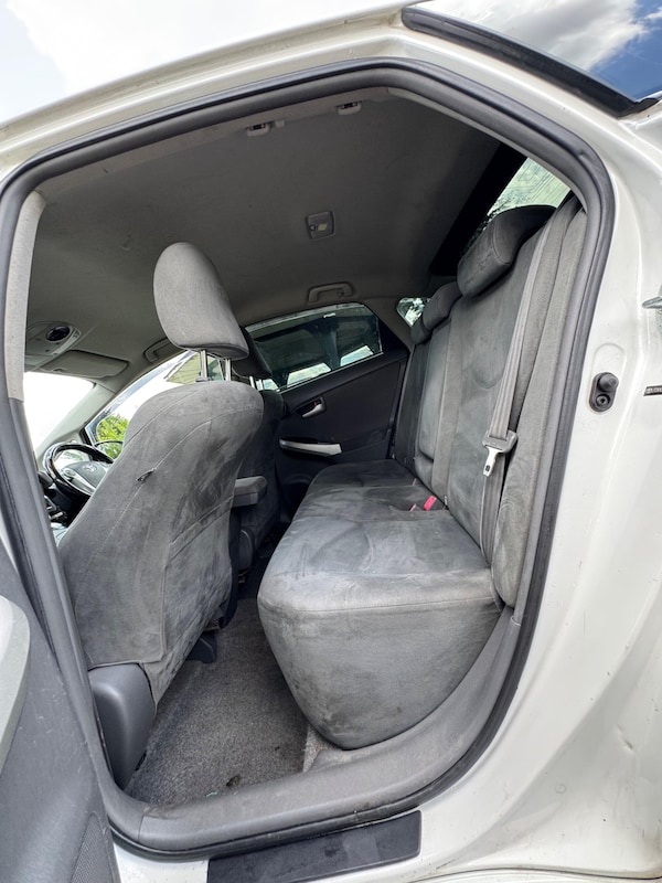 Used Toyota Prius 2010 for sale - 76201090: Photo 53