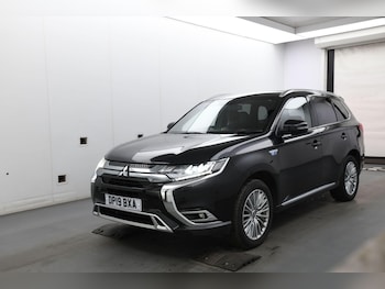 Used Mitsubishi Outlander 2019 for sale - 76042306: Photo